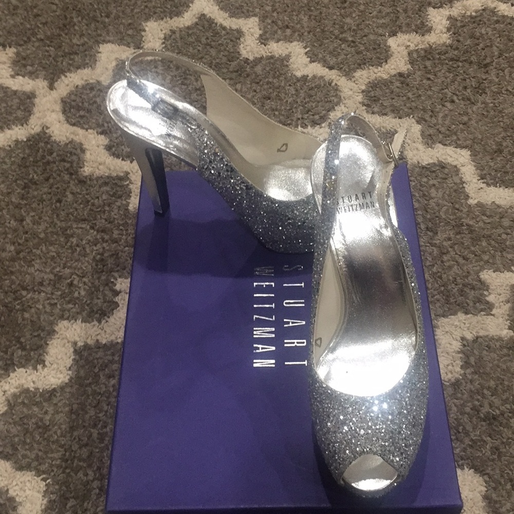 Stuart Weitzman size 7 1/2